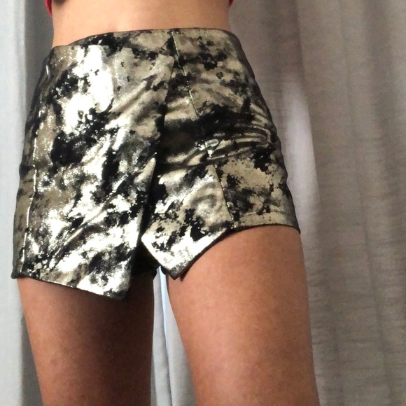 metallic gold mustard seed skort - Picture 2 of 3